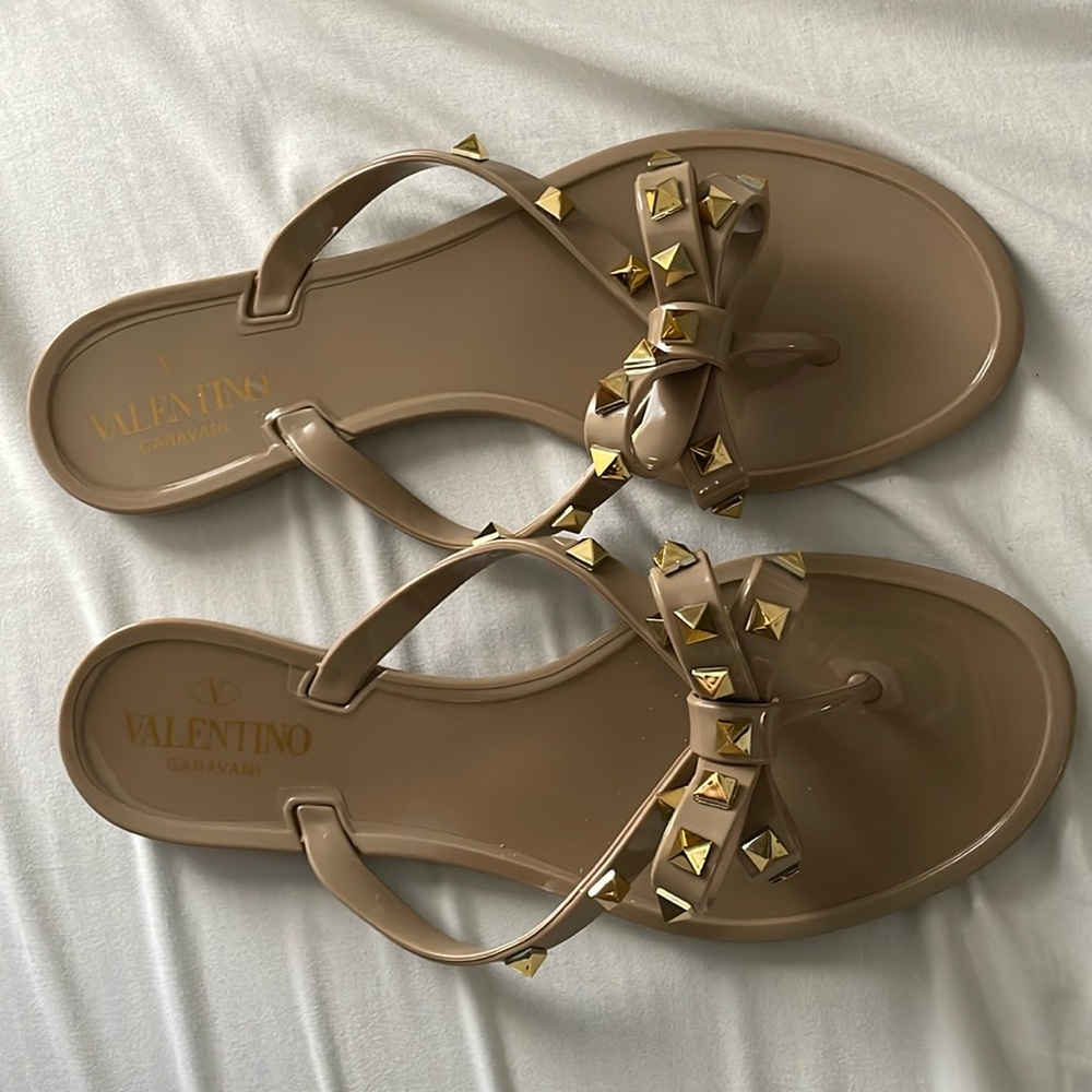 Valentinos rockstud jelly slides